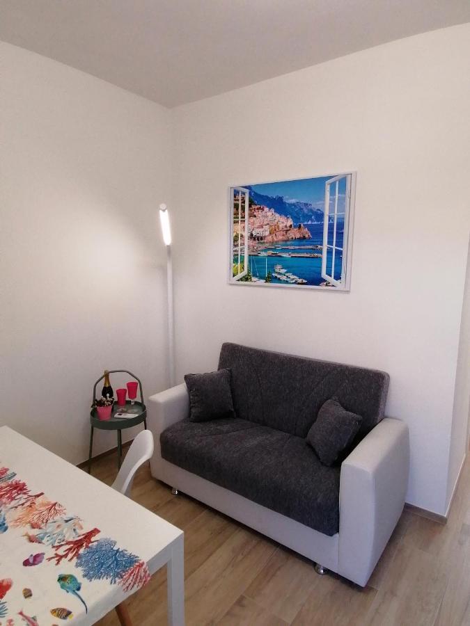 Retroscena Apartment In Centro Civitanova Marche Eksteriør billede