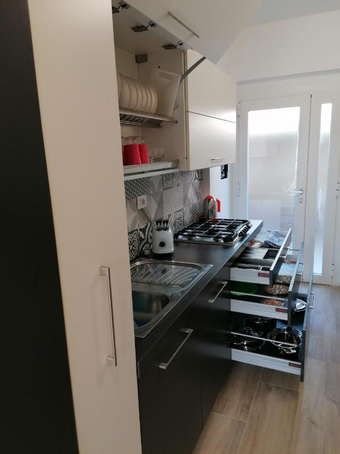 Retroscena Apartment In Centro Civitanova Marche Eksteriør billede
